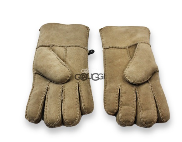 Меховые перчатки мужские UGG Suede Sand